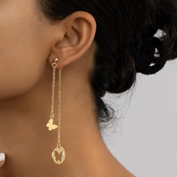 Jewelry - Gold plated earrings